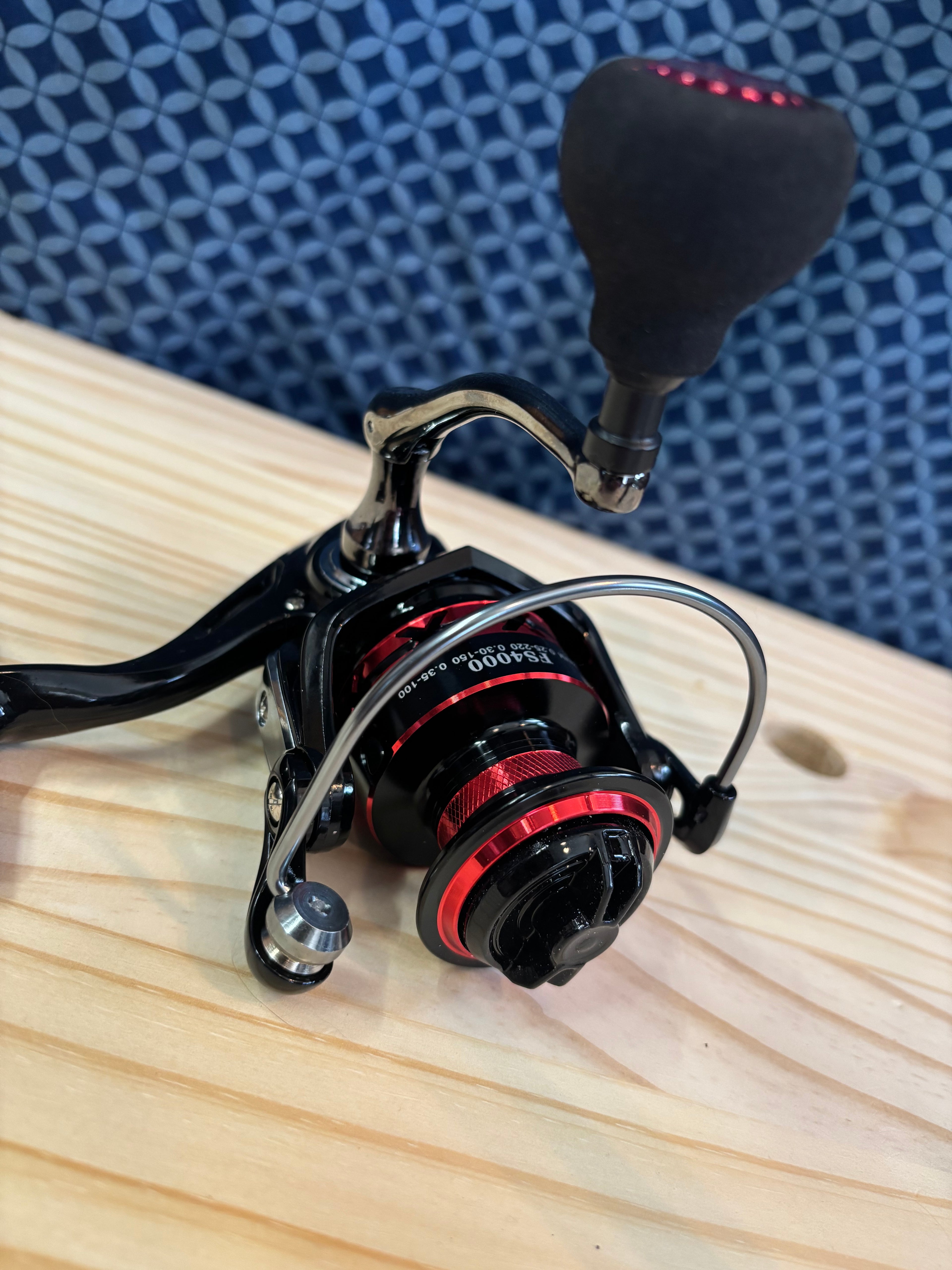 Fishing Pole easy Storage 6 white pole metal reel