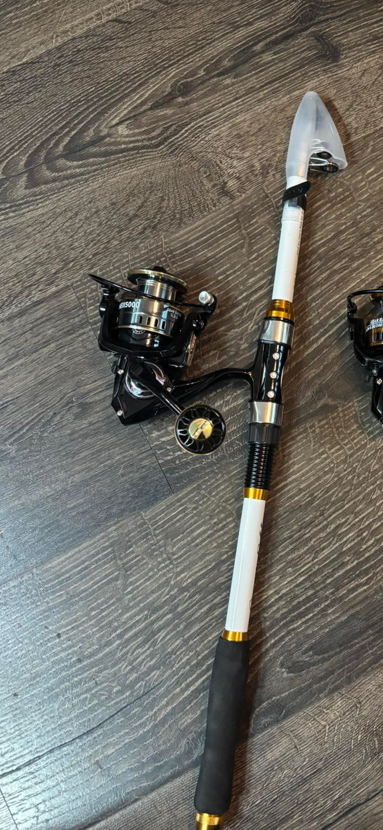 6 foot set 1 poles medium size reel with line